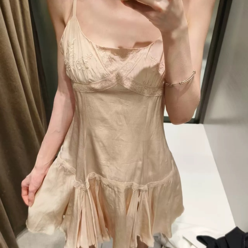 Sweet Casual round Neck Embroi - Summer Line Clothing Brand 评论和价格